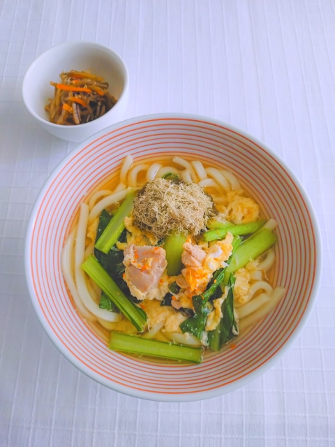 「親子うどん」献立