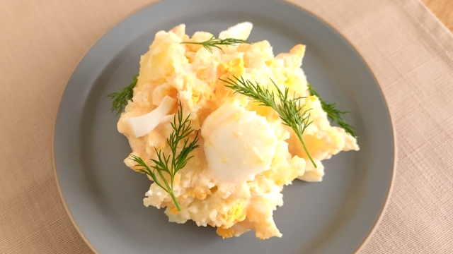 ヨーグルト入りポテタマたらこサラダ