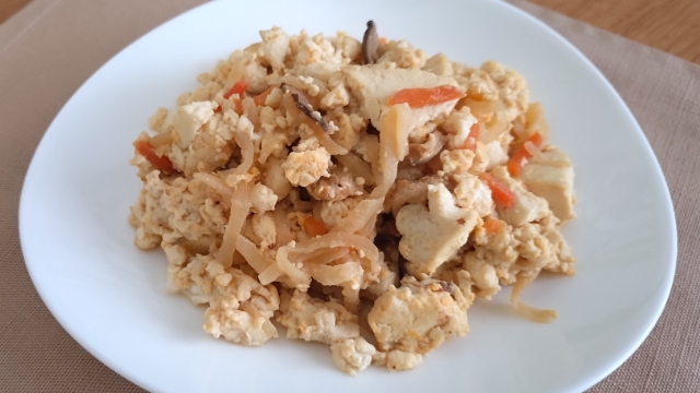 主菜　切干大根の炒り豆腐
