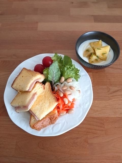 「モーニングフレンチトースト」献立