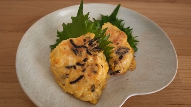 塩こんぶ入りチキンピカタ