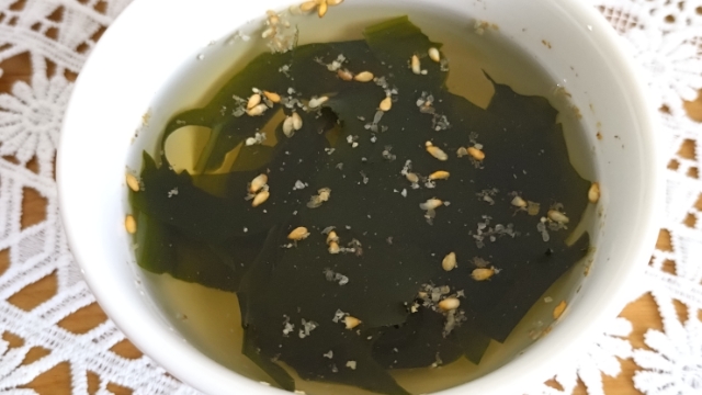 副菜　わかめスープ