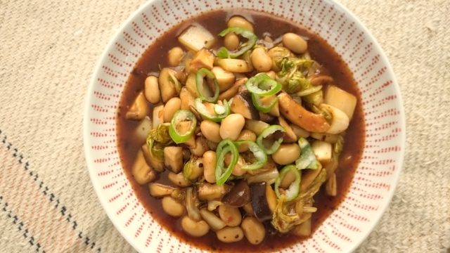 主菜　きのこと白菜の麻婆大豆