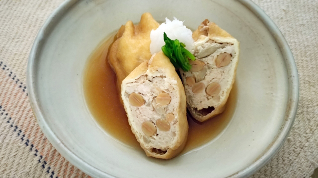 主菜　大豆入り鶏巾着のみぞれ煮