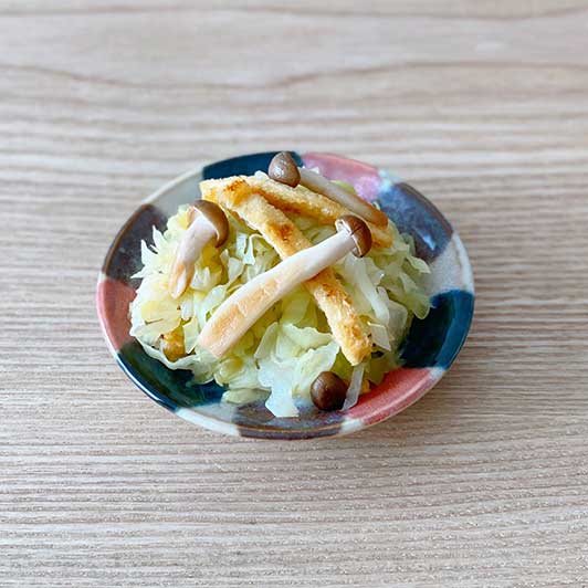 カリカリ揚げとキャベツとしめじの酢の物