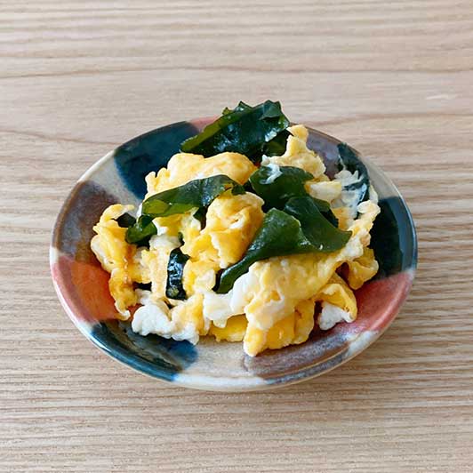 わかめと卵の炒め物
